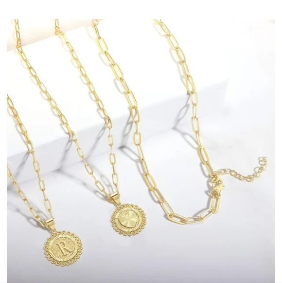 Chic 14K Gold Plated 2 Side Layered Chain Necklace with Medallion Letter R New